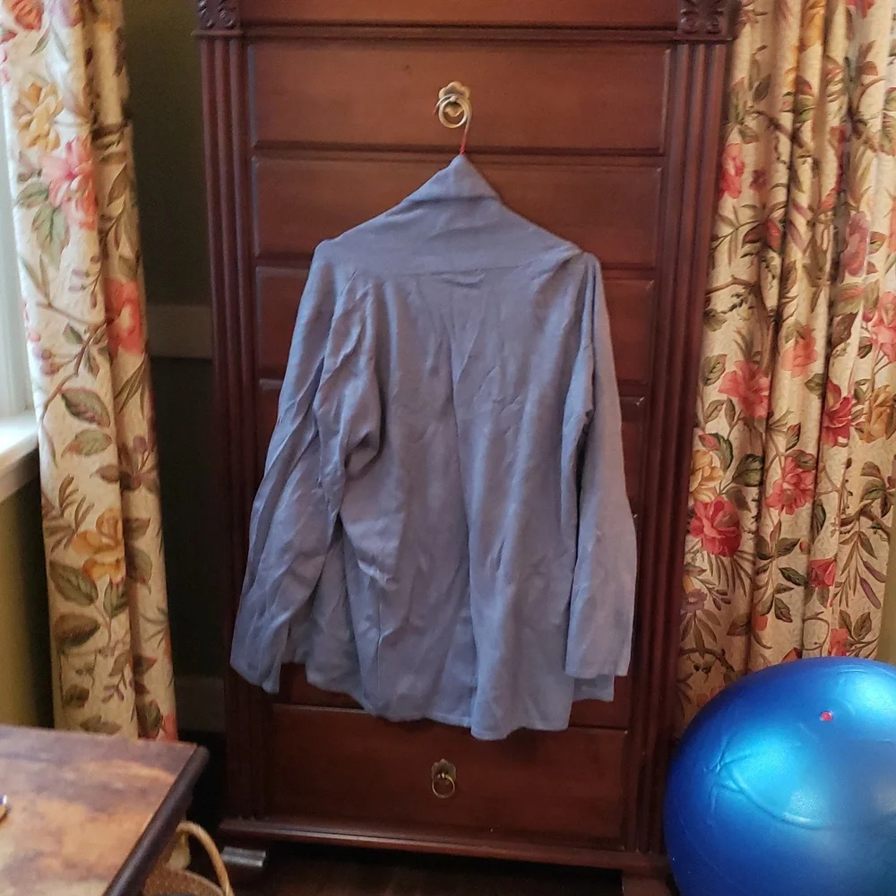 Blue pullover - Picture 3 of 3